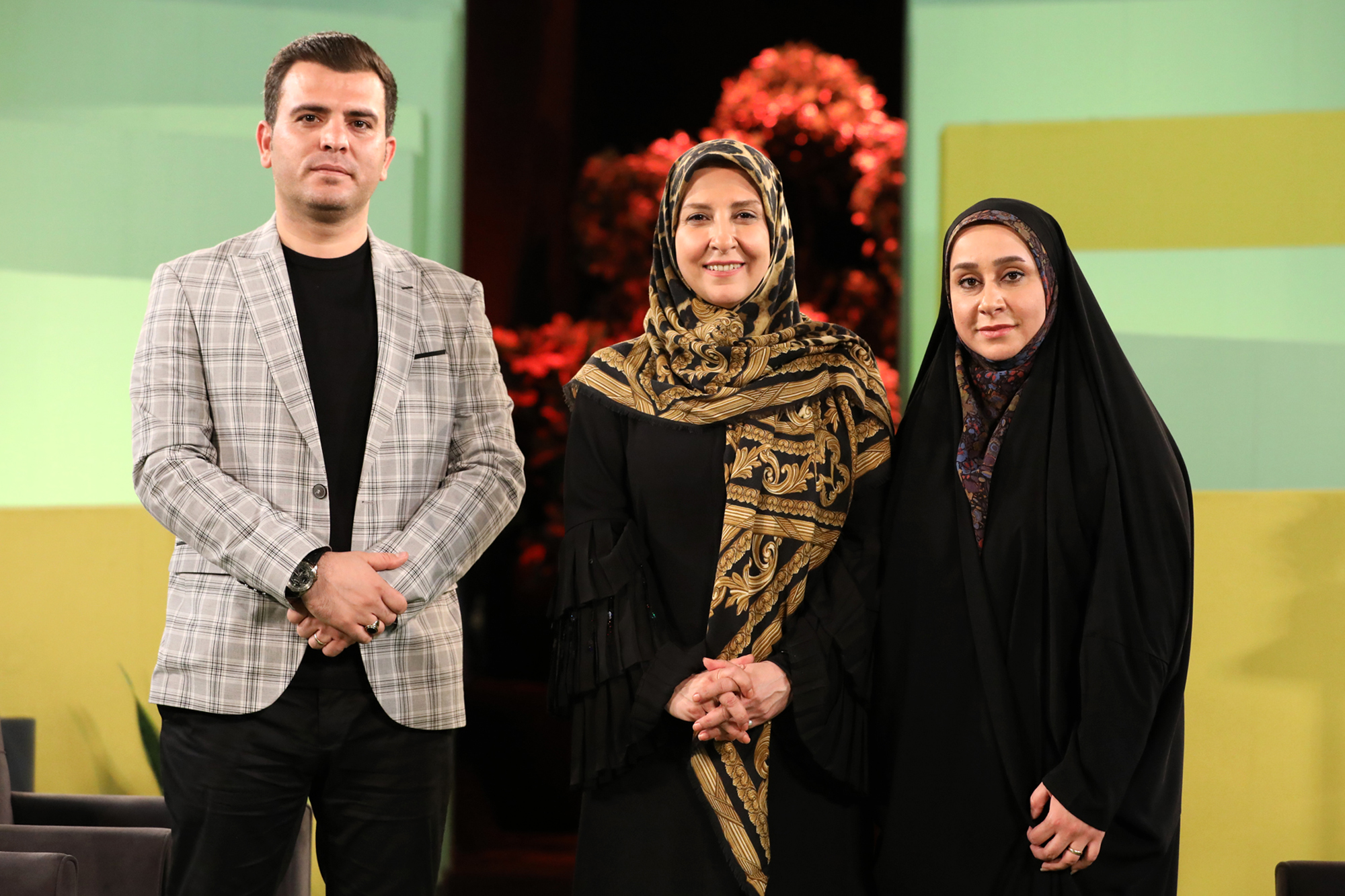 مرجانه گلچین مهمان «هزار داستان» می شود