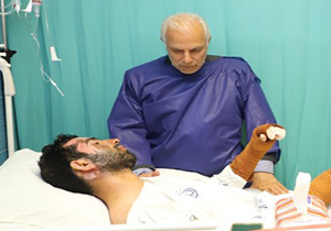 عیادت رئیس علوم پزشکی شیراز از مامور فداکار