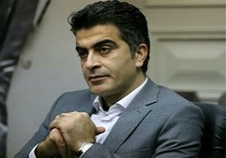 کتک زدن داور پس از نگرفتن پنالتی توسط بازیکن سابق تیم ملی روسیه + فیلم