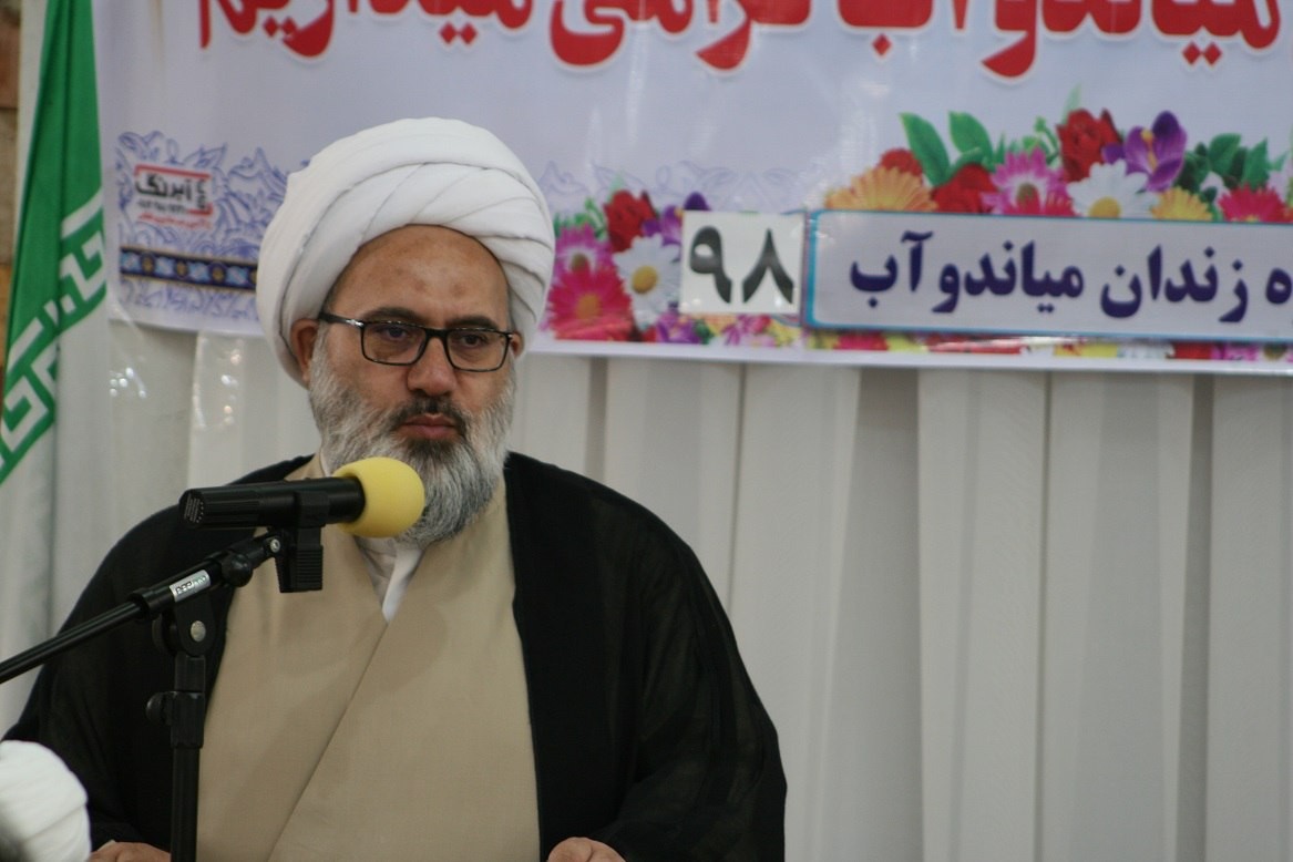 به مناسبت ماه رمضان جشن گلریزان در میاندوآب برگزار شد