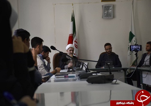 بیاینه مهمی که سطحی به آن نگاه می شود بیاینه مهمی که سطحی به آن نگاه می شود
