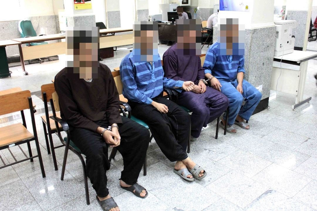 اعتراف سارقان لوازم داخلی خودرو به ۸۰۰ فقره سرقت / زنی که به تنهایی ۳۰۰ فقره سرقت در پرونده دارد