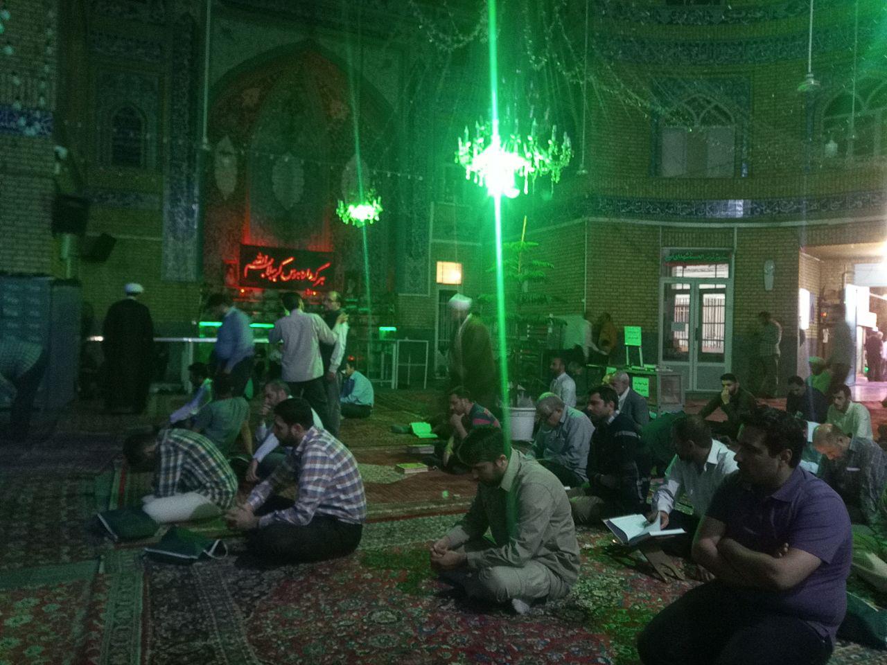مسجد الشهدا در شب سوم رمضان به یاد سه ساله اباعبدالله (ع)