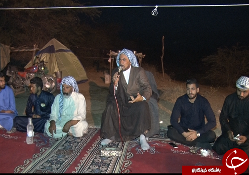مردم سیل زده مسیر خسرج که فریضه روزه را به جا می آورند + تصاویر