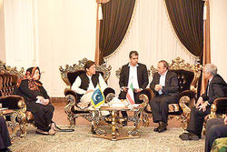 افسوس عمران خان از صحبت نکردن به زبان فارسی + فیلم