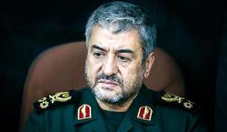 سخنرانی منتشر نشده از دوران جوانی سرلشکر جعفری در مقابل رهبر انقلاب + فیلم