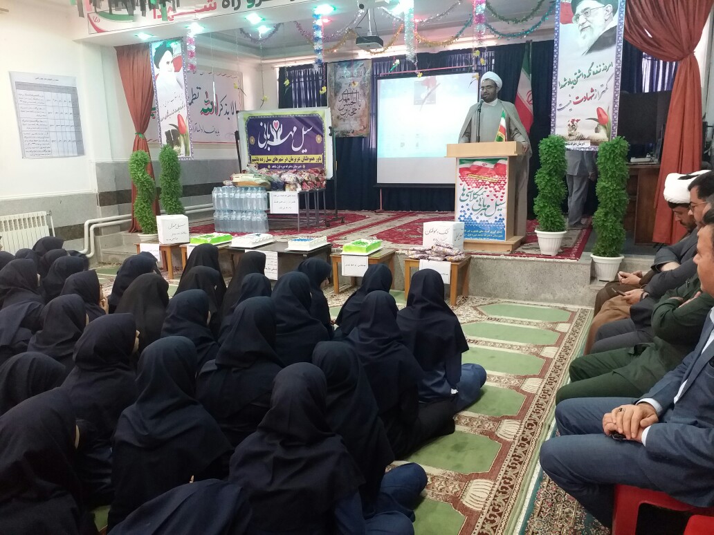 سیل مهربانی در مدرسه دخترانه زرند