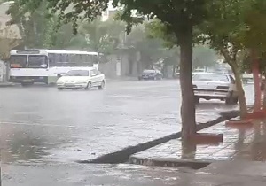 لحظات زیبای بارش رحمت الهی در چهاربرج + فیلم