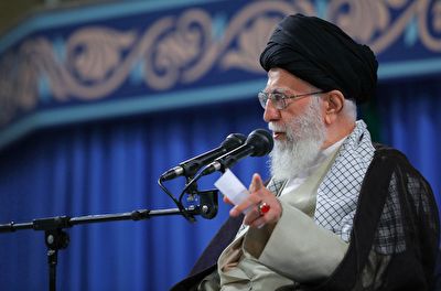 رهبر انقلاب: جنگ نخواهد شد، مذاکره نخواهیم کرد + فیلم