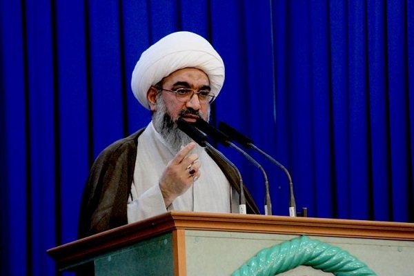 اتحاد ملی حول محور ولایت عنصر اساسی شکست دشمن است