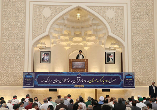 امریکا با اقدامات خود قصد جدایی مردم از نظام را دارد