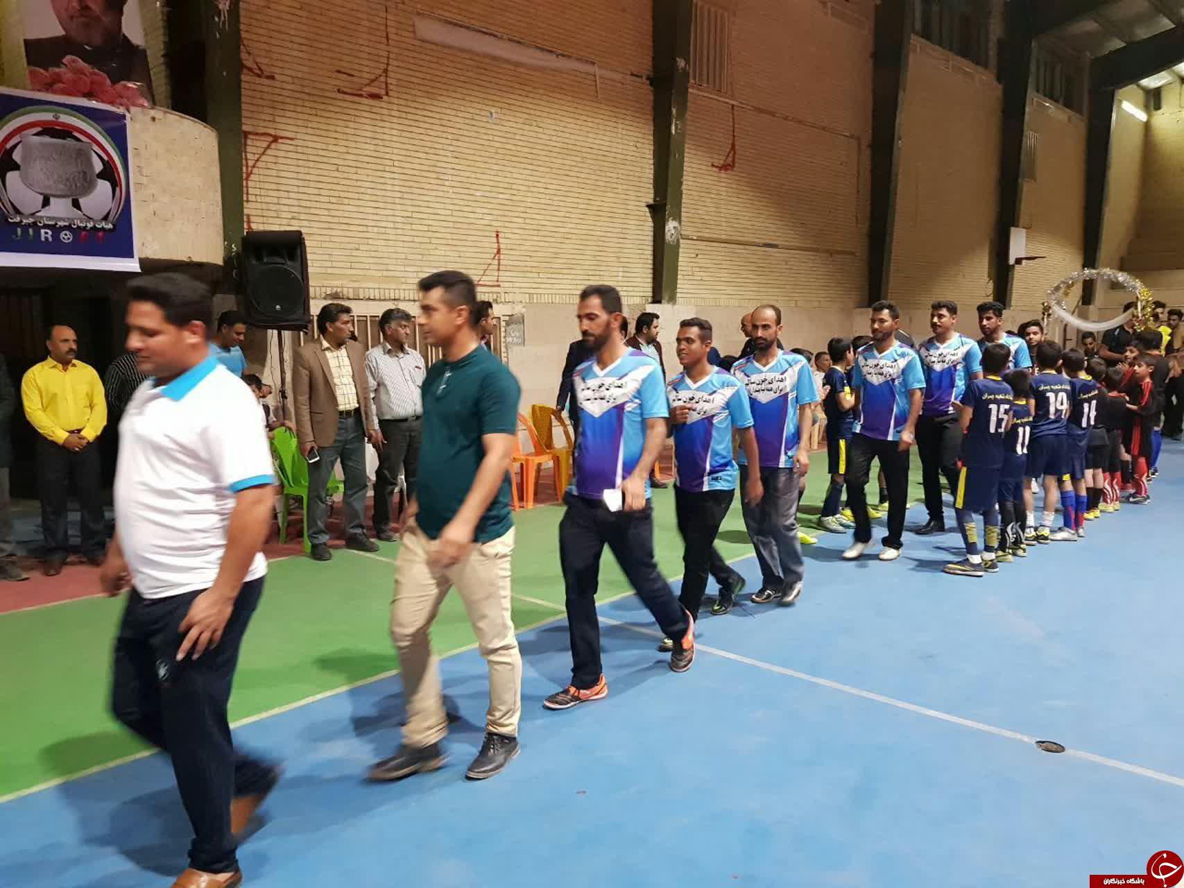آغاز مسابقات فوتسال جام رمضان در جیرفت + تصاویر