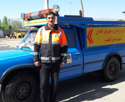 راهدار شهرستان ابهر، راننده و چهار سرنشین خودرو پژو روآ را از مرگ حتمی نجات داد