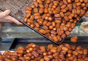 زولبیا و بامیه را گران نخرید/شاهدکاهش ۵۰ درصدی قدرت خرید مردم هستیم