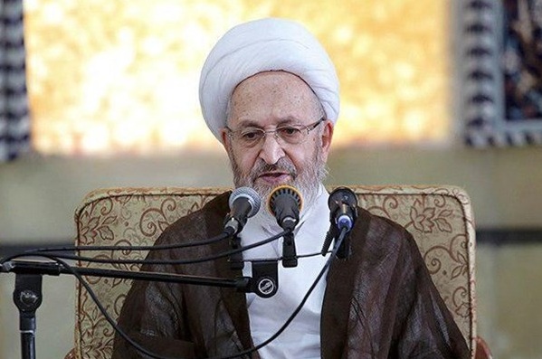 برخی در کشور نخبگان را نسبت به آینده ناامید می&zwnj;کنند