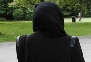 نتیجه عجیب تلاش خانم بازیگر برای جوان&zwnj;سازی چهره&zwnj;اش + عکس