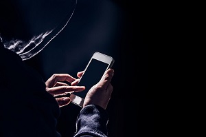 نفود به اطلاعات خصوصی میلیون&zwnj;ها کاربر آمریکایی از طریق سرقت سیم&zwnj;کارت