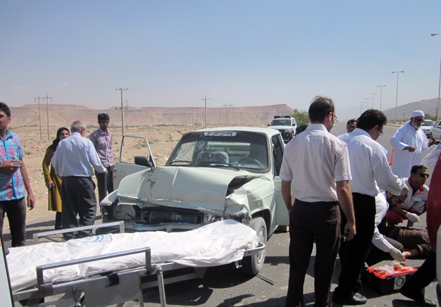یک کشته در تصادف شاخ به شاخ دو وانت