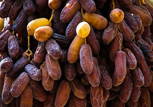 کشف انباراحتکار خرما در مریوان