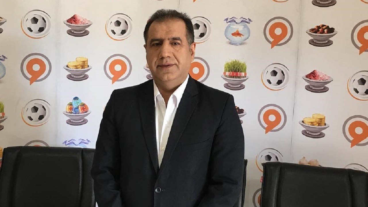 خسروی: اوت گرفتن در بازی استقلال وظیفه کمک داور نبود/پنالتی پرسپو لیس صحیح و پنالتی علیه سپاهان نادرست بود