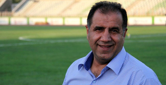 خسروی: اوت گرفتن در بازی استقلال وظیفه کمک داور نبود/پنالتی پرسپو لیس صحیح و پنالتی علیه سپاهان نادرست بود
