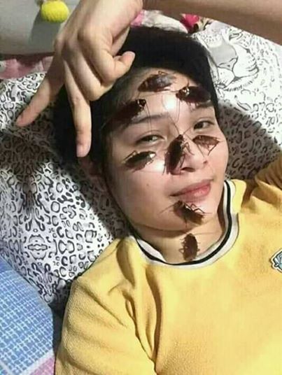 چالش چندش آور عکس سلفی با سوسک+تصاویر