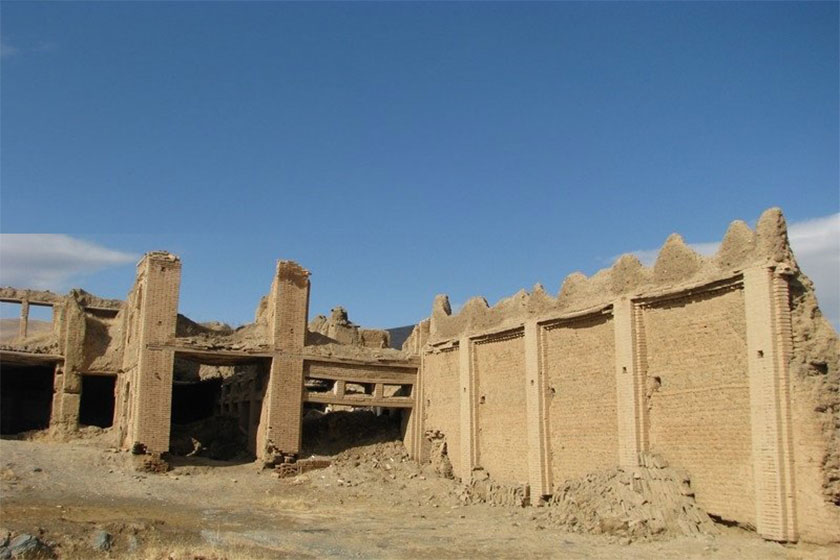 اعتبار ۴۵۰ میلیونی برای مرمت بخشی از قلعه تاریخی اشتران