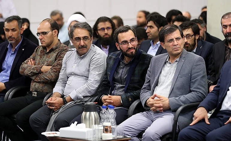 مروری بر بیانات مقام معظم رهبری در دیدار با شاعران