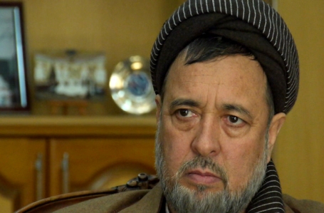 محقق: طالبان و کوچی ها به تشویق اشرف غنی به مناطق مرکزی حمله کردند