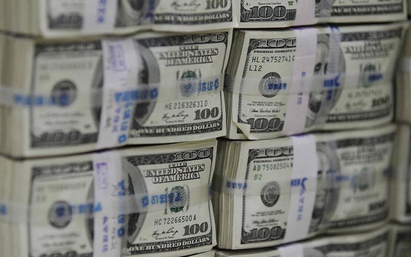 نرخ ارز&zwnj;های رایح در بازار آزاد (۹۸/۰۲/۲۳) / یورو ۲۰۰ تومان ارزان شد دلار ثابت ماند