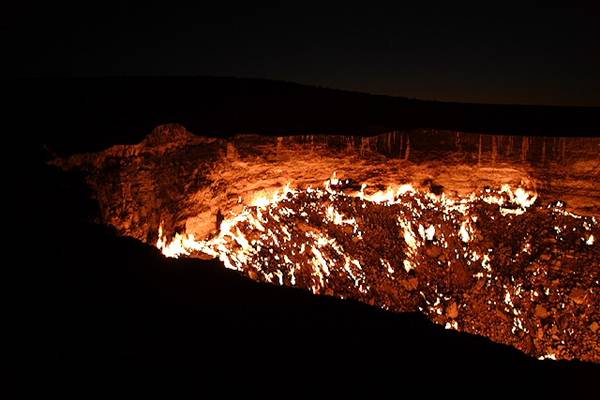 آیا این نقطه از زمین به جهنم راه دارد؟ + تصاویر