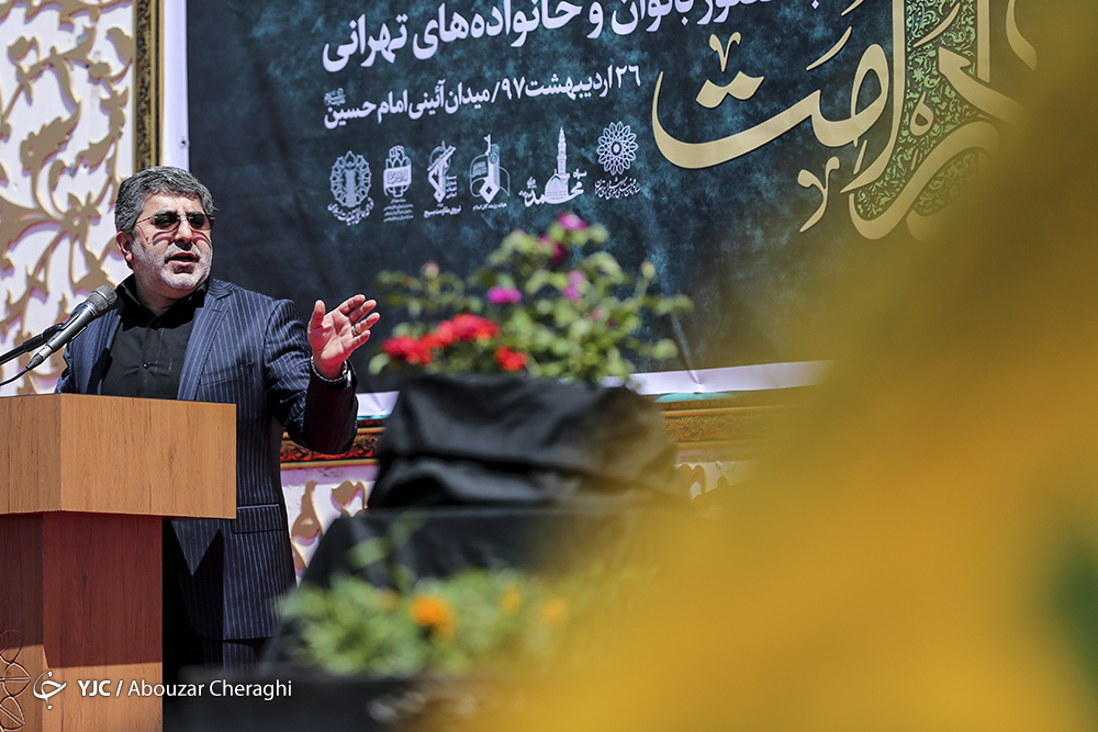 تجمع بزرگ &laquo;مادر امت&raquo; همزمان با وفات حضرت خدیجه(س)/ حجت الاسلام پناهیان: حضور منافقان نشانه رسیدن به حق است