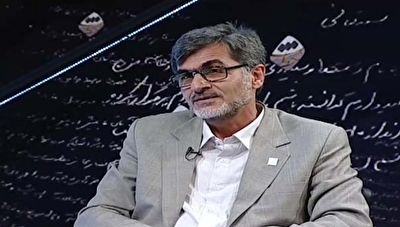 گلایه&zwnj;های کوچک&zwnj;زاده از احمدی&zwnj;نژاد + فیلمکوچک&zwnj;زاده خطاب به احمدی&zwnj;نژاد: تو راه خودت را برو، من راه خودم + فیلم