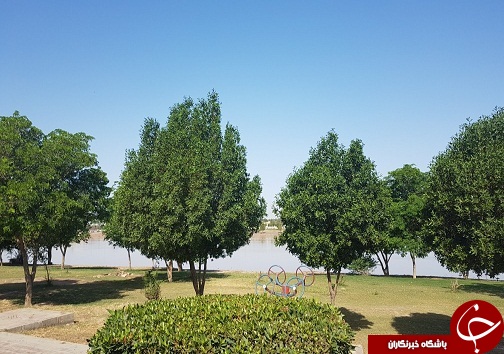 کارون آرام است