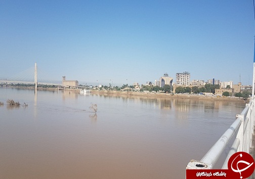 کارون آرام است