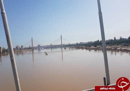 کارون آرام است