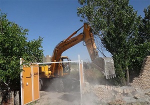 اجرای ۵۵ حکم قلع وقمع ساخت و سازغیرمجاز در باغات همدان