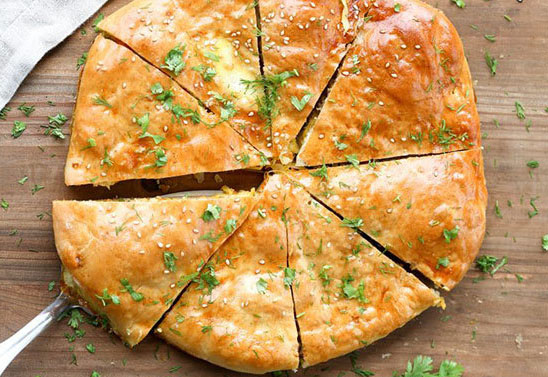 پیراشکی خوشمزه با مرغ و کلم + دستور تهیه