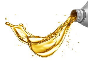 قیمت روغن موتور در سایه غفلت دستگاه‌های نظارتی ۷۰ درصد گران شد!/ با متخلفان برخورد می‌شود