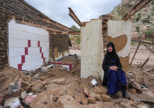 پلدختر؛ ۴۵ روز پس از سیل/ نفس&zwnj;هایی از جنس خاک