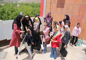 برگزاری برنامه‌های هفته نجوم در مراکز کانون پرورش فکری فارس