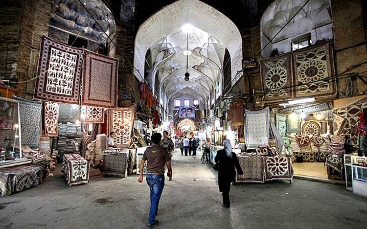 آتش در کمین بازارهای تاریخی ایران/زنگها برای که به صدا درمیآیند؟ آتش در کمین بازارهای تاریخی ایران/زنگها برای که به صدا درمیآیند؟