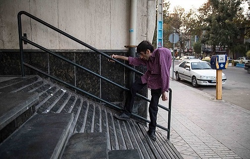 موانعی که مانع چرخش چرخ زندگی معلولان شده/ همه با هم شهر را برای معلولین بهتر بسازیم موانعی که مانع چرخش چرخ زندگی معلولان شده/ همه با هم شهر را برای معلولین بهتر بسازیم