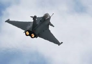 فرود اضطراری هفت جنگنده فرانسوی در اندونزی