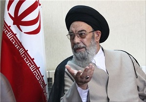 می‌توان با کاشت درختان در حاشیه شهر اصفهان کمربند سبزی را احداث کرد