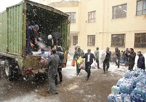 کمک ۱۳۰ میلیون تومانی دانش آموزان اردبیلی به سیل زدگان کشور