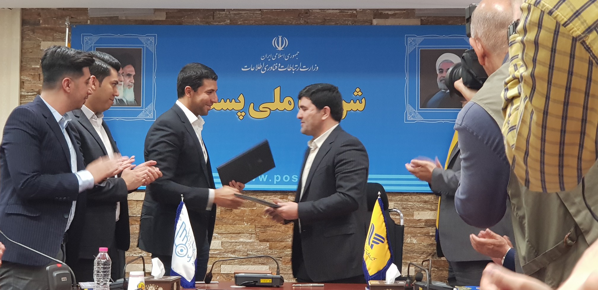 نعمتی: با اجرایی شدن الوپست چرخه خدمات پست در کشور تکمیل میشود/ نائبی: اجرای این طرح در ۴ ماه نشاندهنده توان بالای کشور در این حوزه است نعمتی: با اجرایی شدن الوپست چرخه خدمات پست در کشور تکمیل میشود/ نائبی: اجرای این طرح در ۴ ماه نشاندهنده توان بالای کشور در این حوزه است