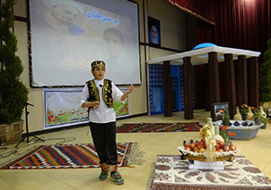 راهیابی ۱۲۰ دانش آموز فارسی به جشنواره گلستان خوانی