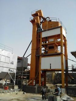 بهره برداری از کارخانه آسفالت نهاوند