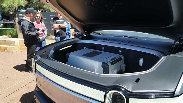 خودرو الکتریکی Rivian R1T خودرویی بی&zwnj;نظیر برای سفرهای برون شهری